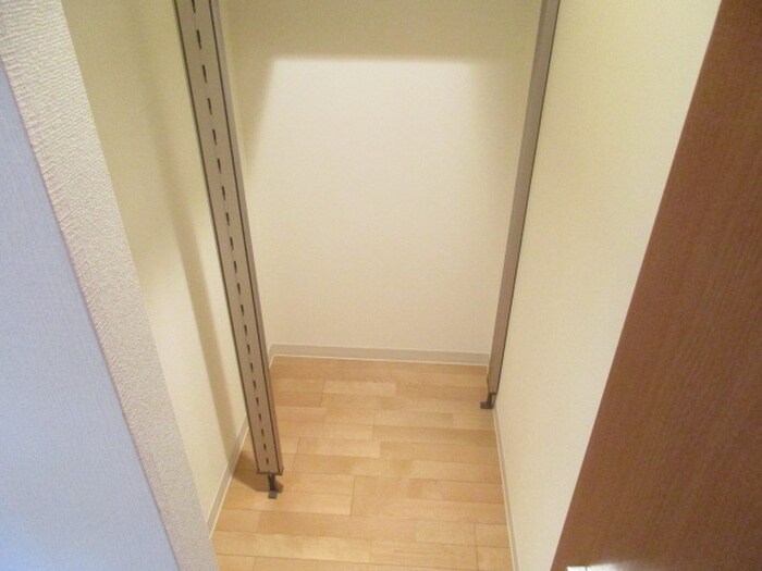 物件内観写真11　(収納)