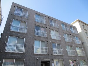 グランメゾン２２外観写真