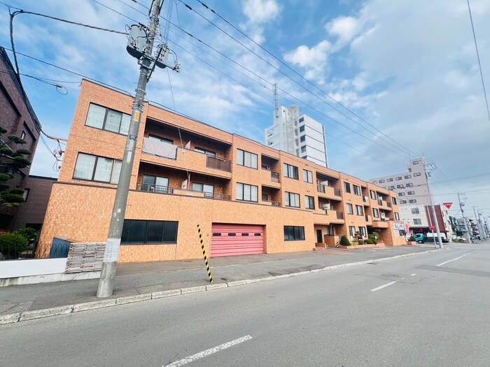 物件外観写真2　(外観写真)