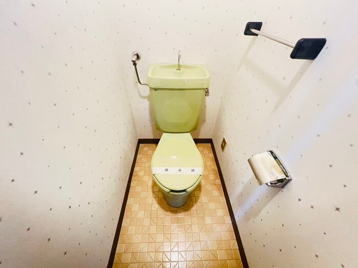 物件内観写真13　(トイレ)