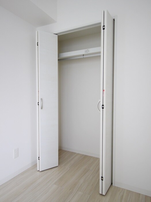 物件内観写真11　(収納)