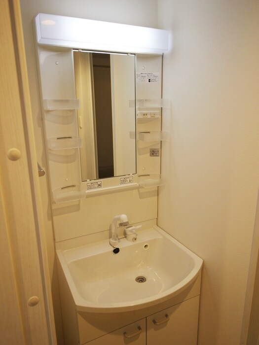 物件内観写真13　(洗面)