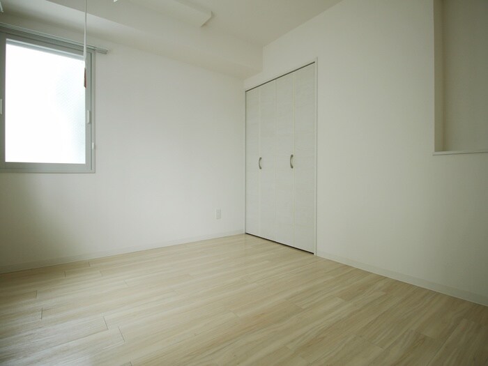 物件内観写真19　(居室)