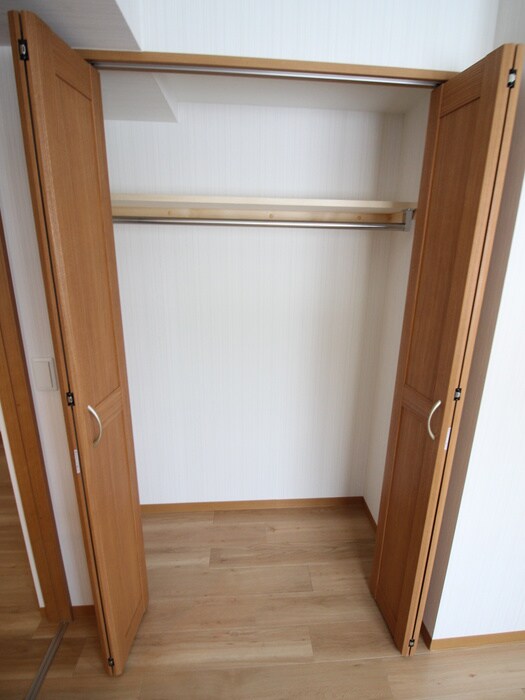 物件内観写真10　(収納)