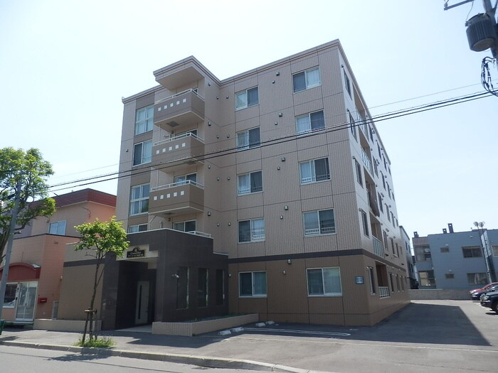 物件外観写真3　(外観写真)