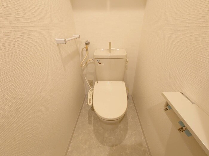 物件内観写真13　(トイレ)