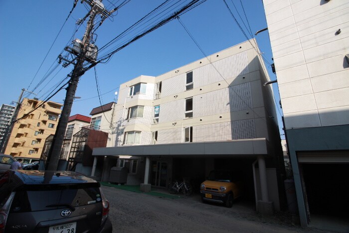 物件外観写真1　(外観写真)