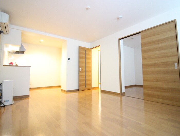 物件内観写真8　(居室)