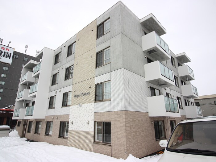 物件外観写真1　(外観写真)