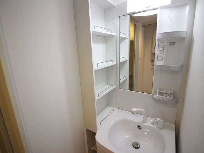 物件内観写真15　(洗面)