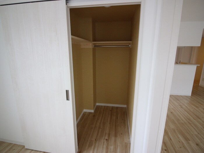 物件内観写真17　(収納)