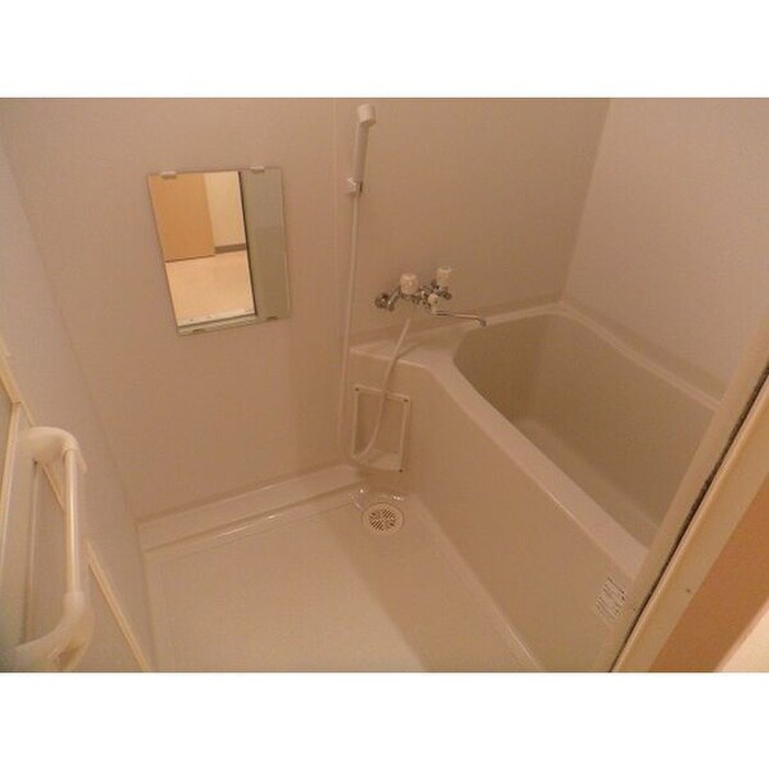 物件内観写真13　(バス／シャワールーム等)