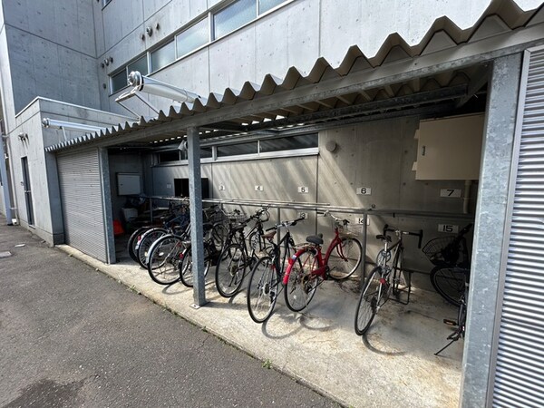 駐輪場