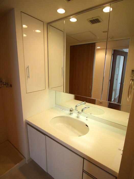 物件内観写真13　(洗面)