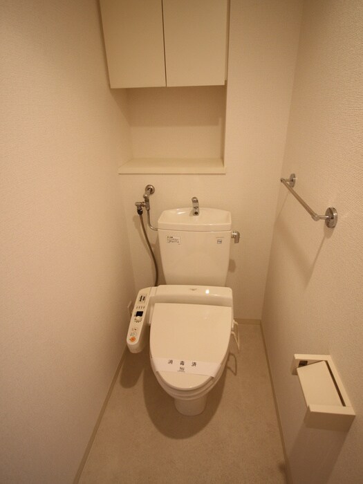 物件内観写真15　(トイレ)