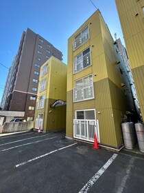 シルバ－パ－ルストリ－トの外観写真