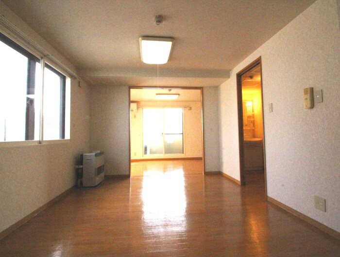 物件内観写真8　(居室)