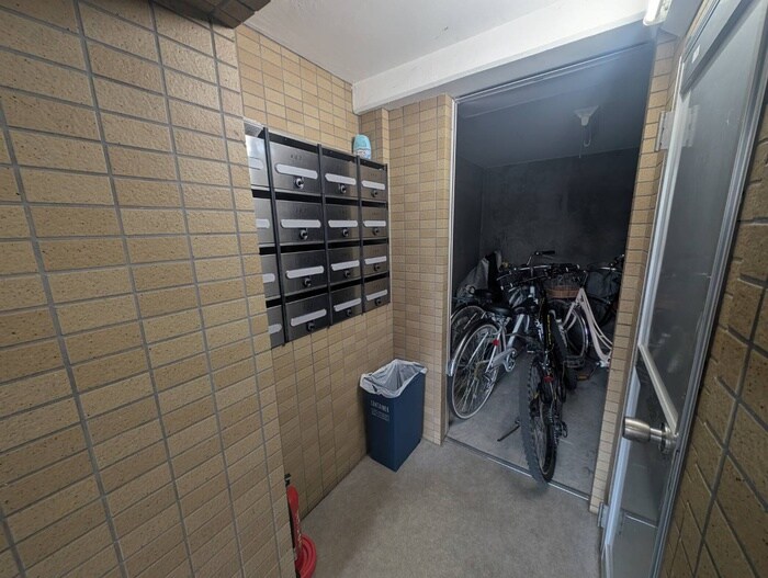 物件外観写真4　(建物設備)