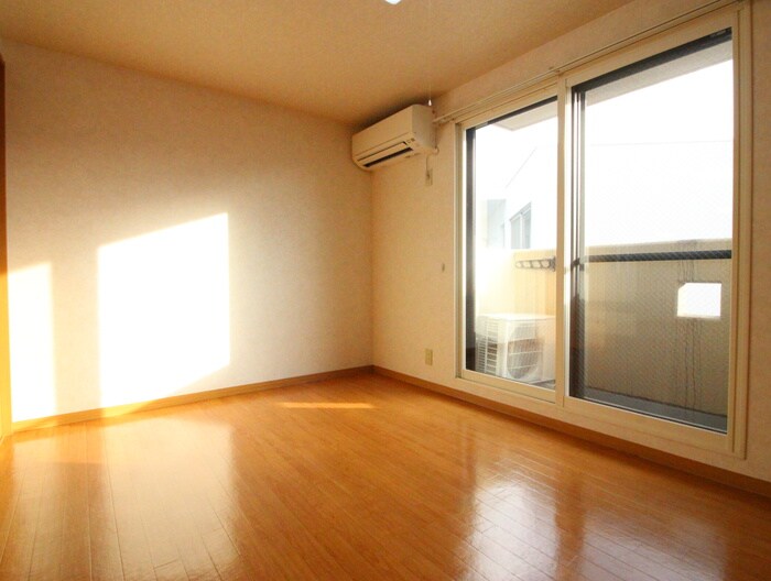 物件内観写真13　(居室)