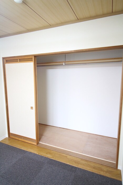 物件内観写真9　(収納)