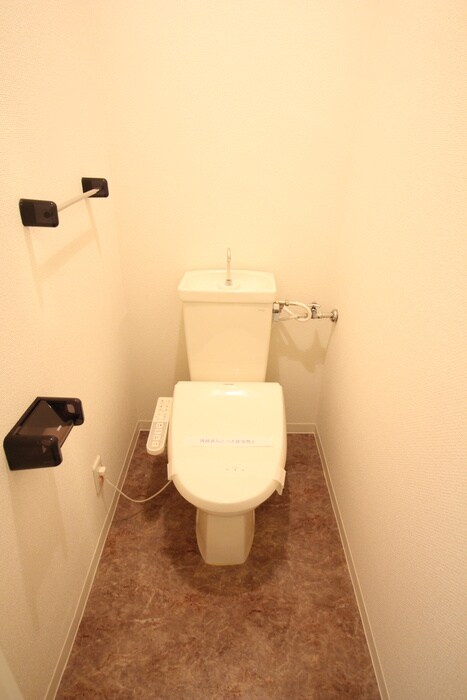 物件内観写真14　(トイレ)