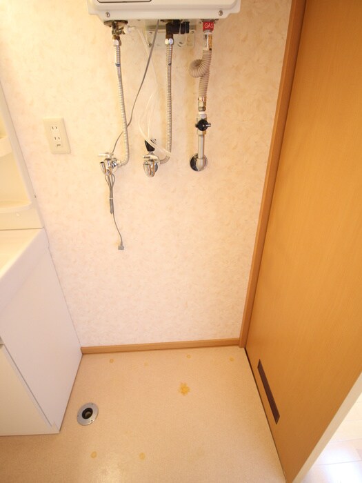 物件内観写真20　(洗濯機置場)