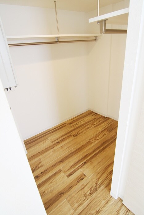 物件内観写真10　(収納)