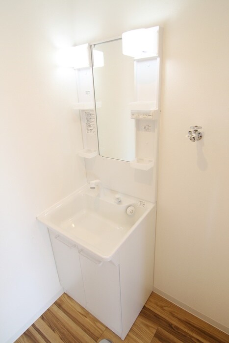 物件内観写真13　(洗面)