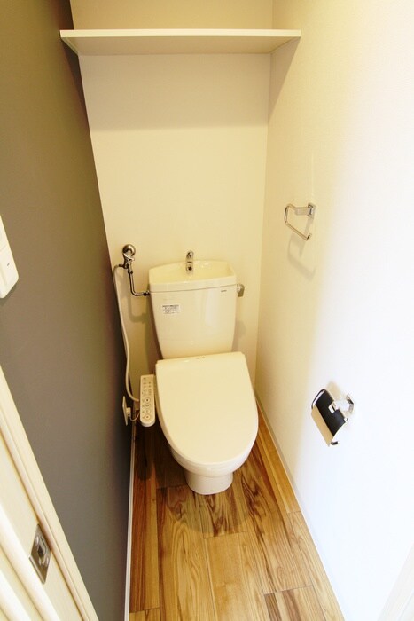 物件内観写真14　(トイレ)