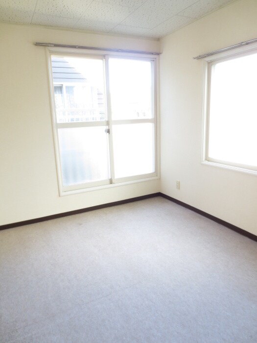 物件内観写真10　(居室)