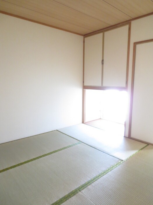 物件内観写真16　(居室)