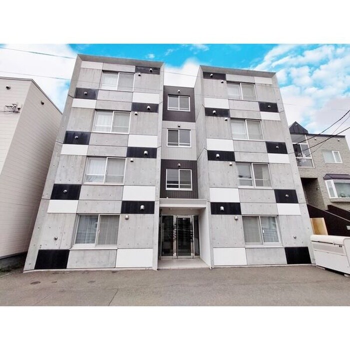 物件外観写真1　(外観写真)