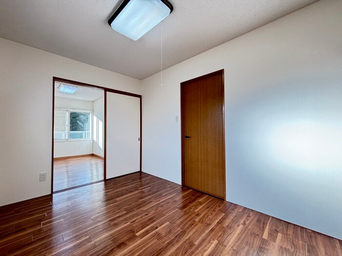 物件内観写真9　(居室)