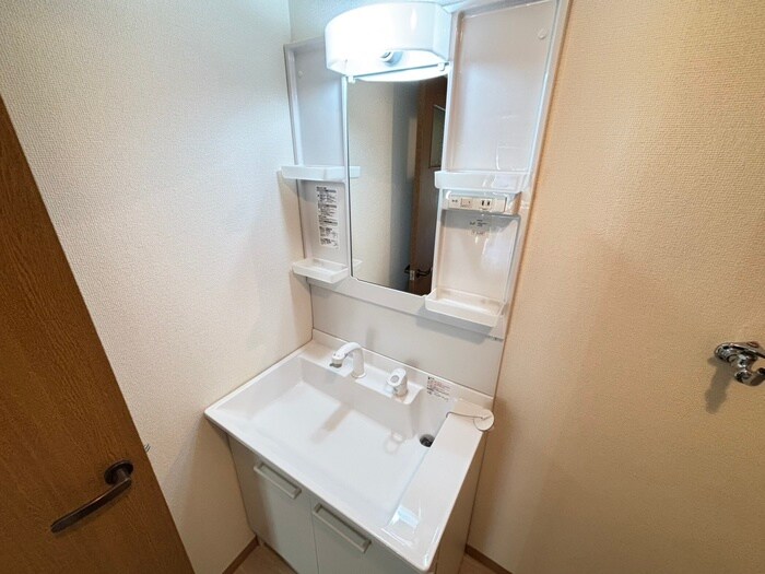 物件内観写真15　(洗面)