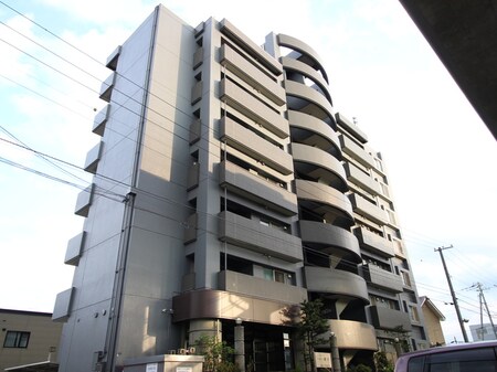 シャトー新川（601）外観写真