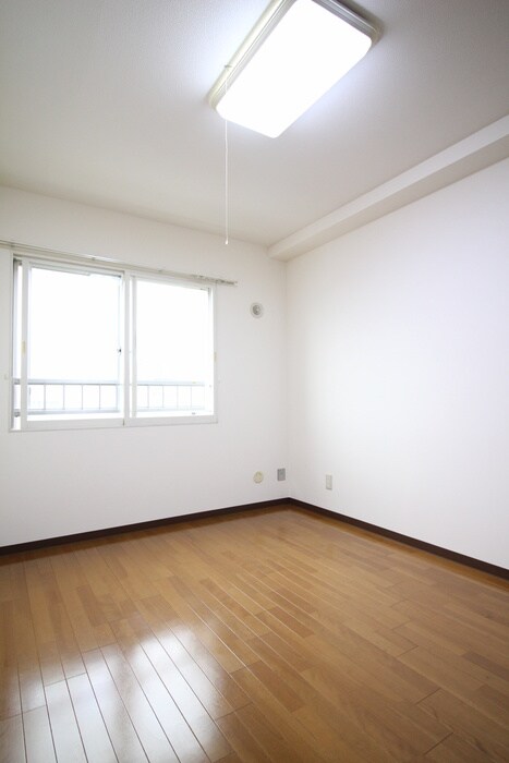 物件内観写真21　(居室)