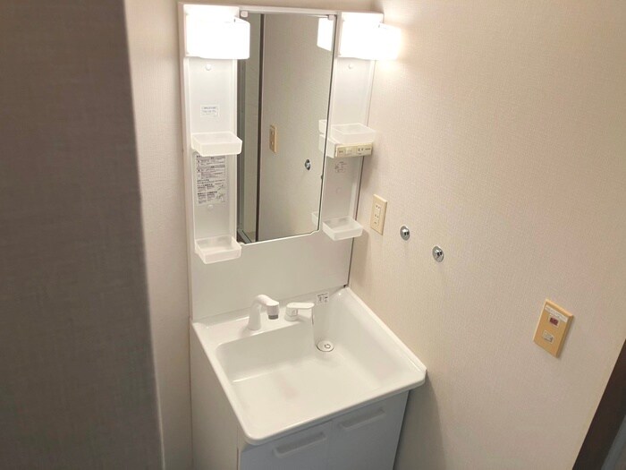 物件内観写真18　(洗面)