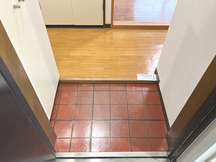 物件内観写真22　(玄関)