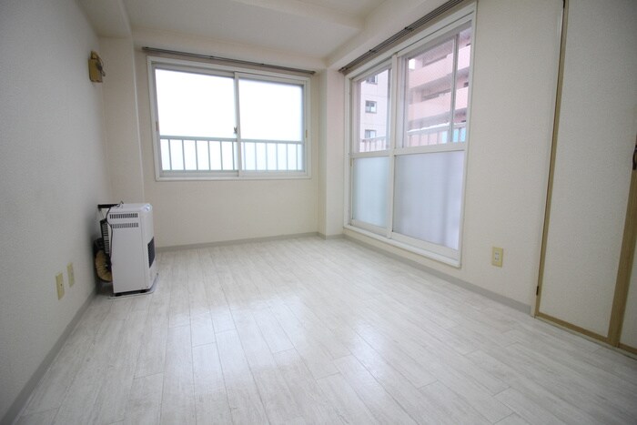 物件内観写真8　(内観写真)