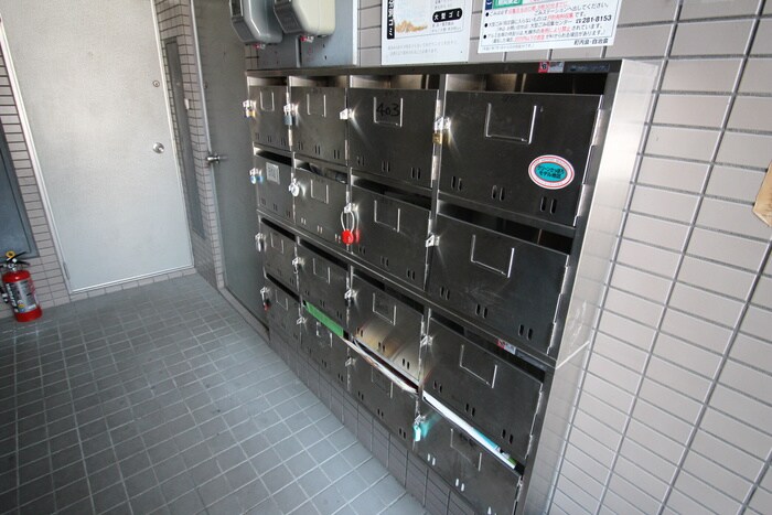 物件外観写真4　(建物設備)