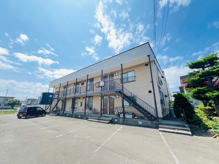 物件外観写真2　(外観写真)