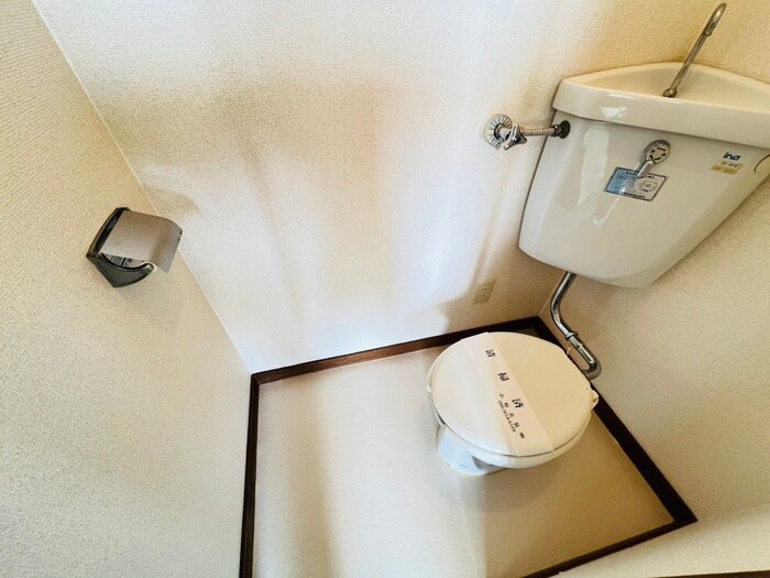 物件内観写真13　(トイレ)