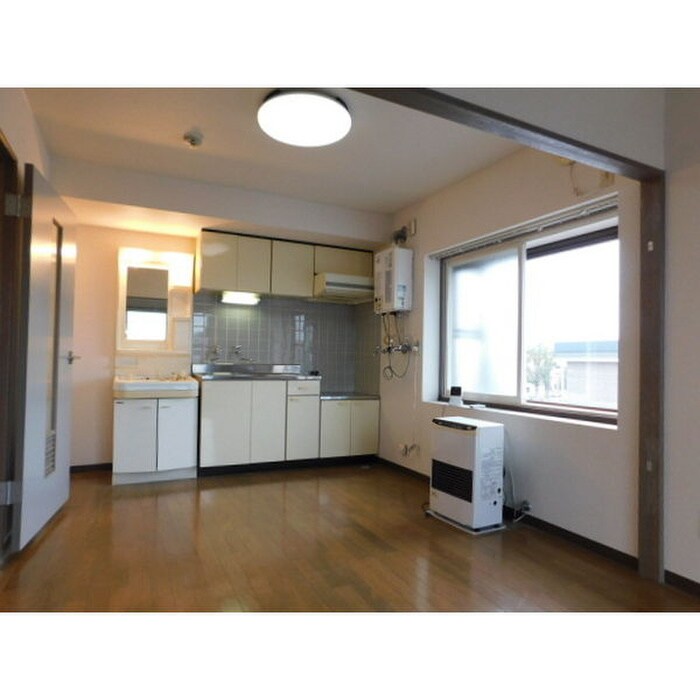 物件内観写真2　(居室)