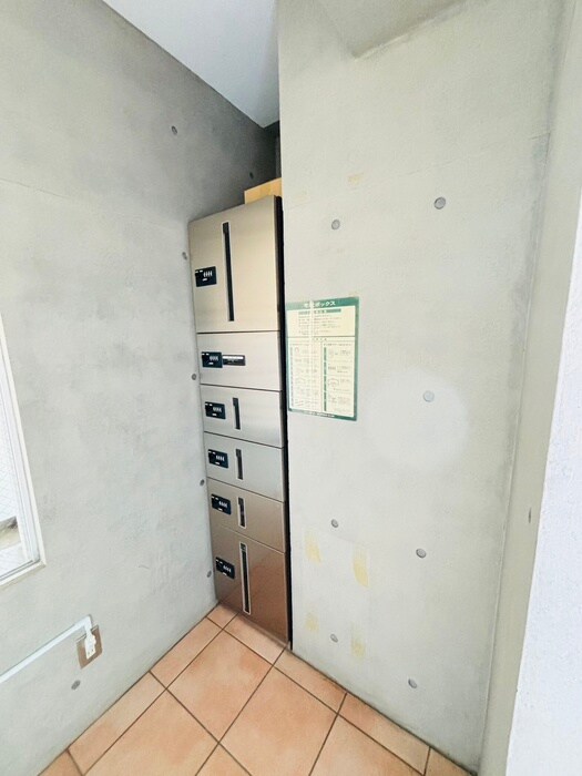 物件外観写真5　(建物設備)