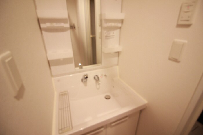 物件内観写真13　(洗面)