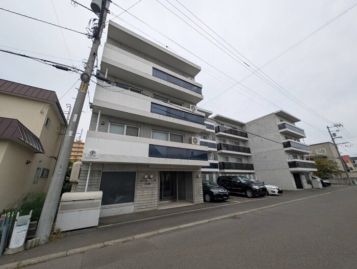 物件外観写真1　(外観写真)