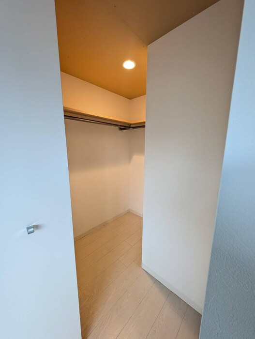 物件内観写真18　(収納)