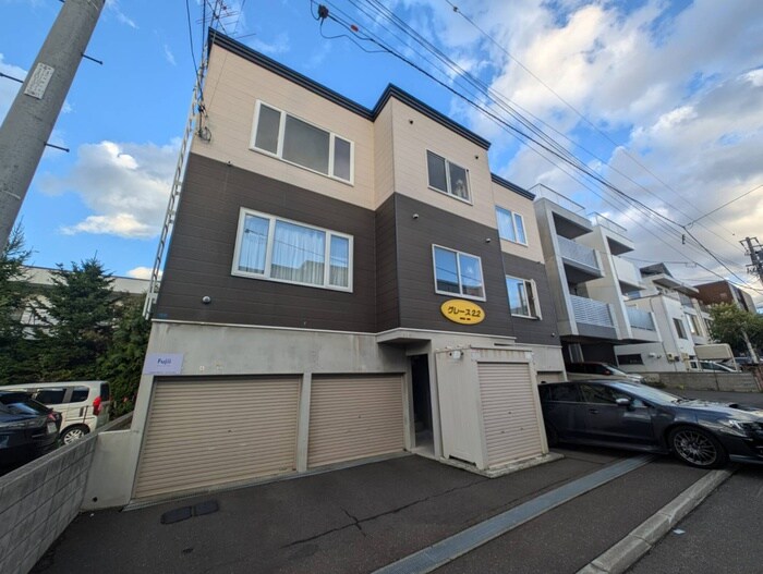 物件外観写真1　(外観写真)