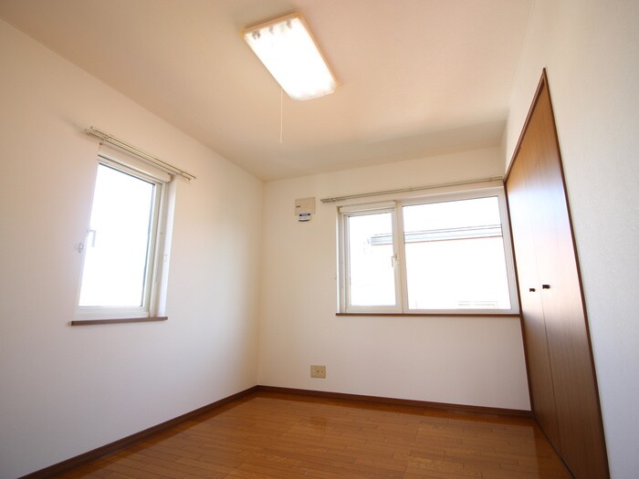 物件内観写真12　(居室)