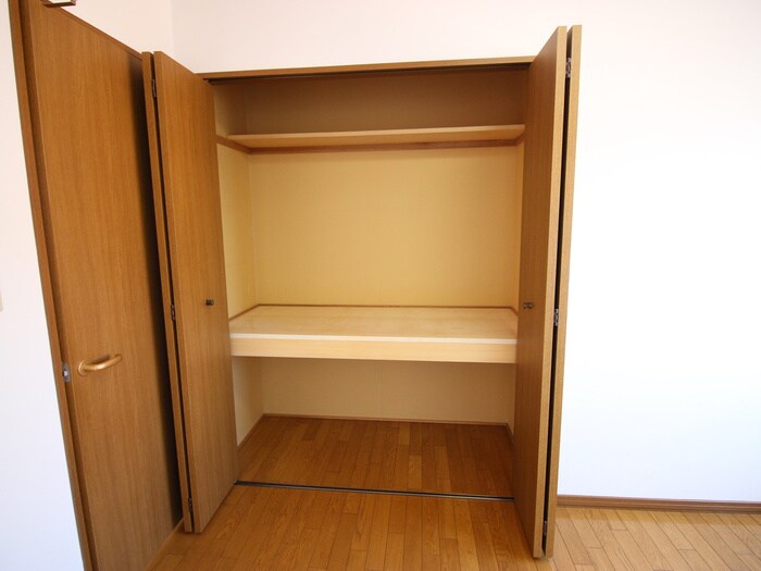 物件内観写真18　(収納)